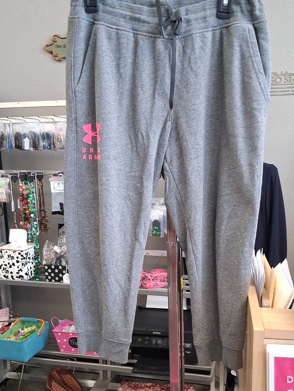 Under Armour Kids Gray Joggers with Pink Logo. 8UNCFT